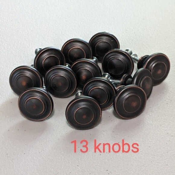 Brixton Ribbed knobs 1 1/4 " Umbrio set of 13 - Picture 1 of 6
